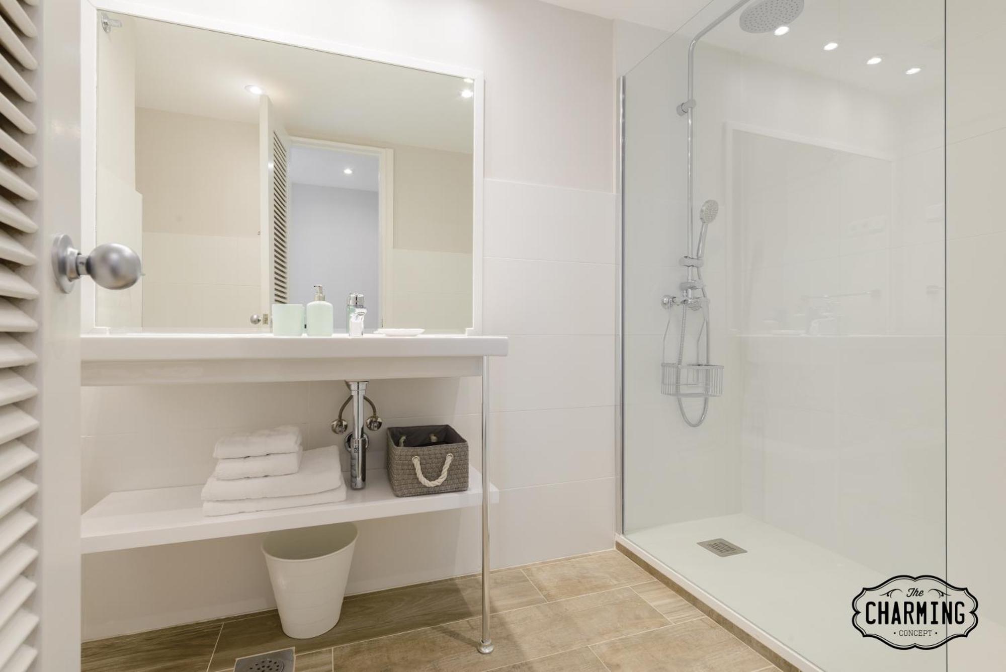 Charming Eurobuilding 2 Terrace Exclusive - Plaza De Parking Apartment Madrid Luaran gambar